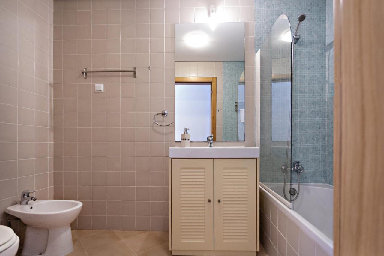 Camelia Apartment Santa Luzia  Luaran gambar